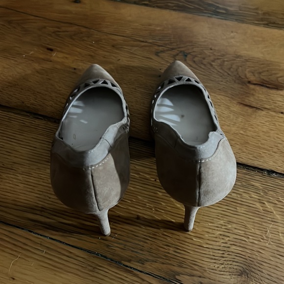 Tan Suede Pumps - Picture 3 of 6